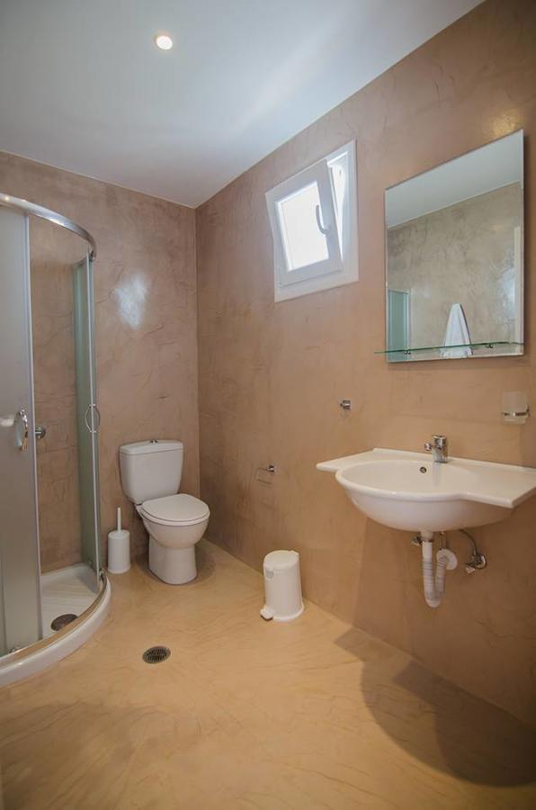 Aelia Rooms & Apartments Иос Экстерьер фото
